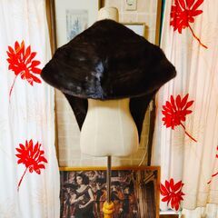 チョコレートブラウンの艶がたまらないミンクストール、いかがでしょうか？の画像