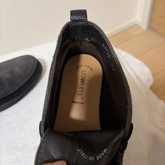 
LOWHITE スエード調 シューズ の画像