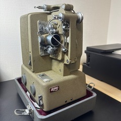 ELMO 映写機の画像
