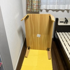 折りたたみローテーブル
の画像