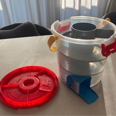 トミカ でるでるバケツ の画像