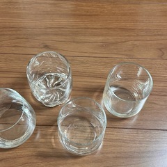 【多数出品中】ロックグラス4点セット　形はバラバラの画像