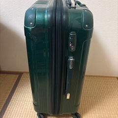 スーツケース　キャリーケースの画像