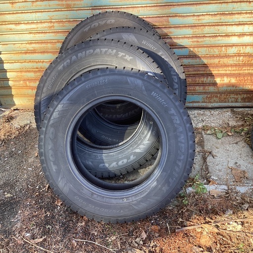 パジェロミニ用スタットレス175/80R15 TOYO 4本テリオスキッド