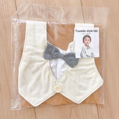 【新品】ベビースタイ よだれかけ タキシード風 アンパンマン ガーゼ 4枚セットの画像