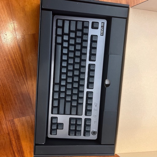 キーボード
