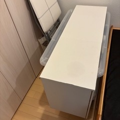 カラーボックスの一部(物は置けません)の画像