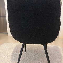 シンプル　ダイニングチェアの画像