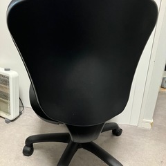 勉強用、オフィス用に、椅子の画像