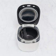 TOSHIBA RC-10VXR 1.0L 東芝真空圧力IHジャー炊飯器の画像