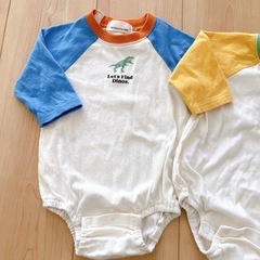 ベビー  長袖 ロンパース 恐竜 70㎝ 2枚セットの画像