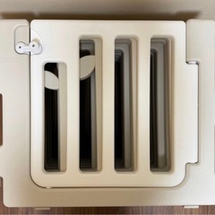 caraz ベビーサークル ベージュ　リーフ　140×200の画像