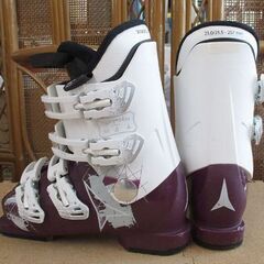 ATOMIC 21.0cm スキーブーツ 【訳あり】Waymaker GIRLS4 ジュニア アトミック 札幌市北区屯田の画像