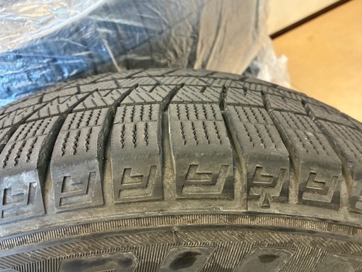 【取引中】スタッドレスタイヤ　ホイール付き　DUNLOP WINTER MAXX 03 225/60R17  99Q 2022年製　4