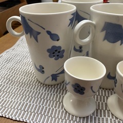 無料　コップとエッグスタンドセットの画像