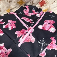 Travis Tokyoパーカーの画像