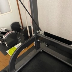 懸垂マシンの画像