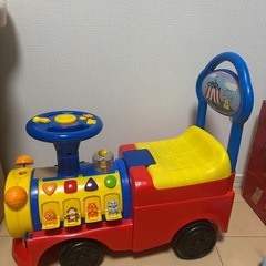 こども　乗り物　おもちゃの画像