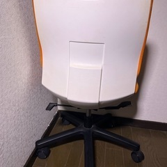 オフィスチェア　　椅子
の画像