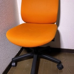 オフィスチェア　　椅子
の画像
