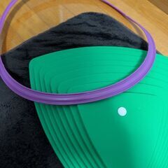 バランスストーンと輪っかの画像