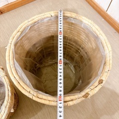 鉢カバー、プラ鉢、鉢底ネットのセットの画像