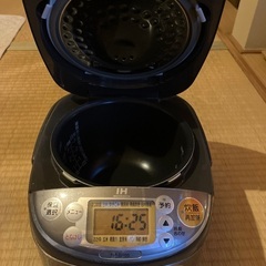 ZOJIRUSHI IH炊飯ジャー NP-GF05の画像