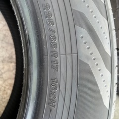 【ほぼ新品】ヨコハマ ADVAN V03 225/65R17 102H 4本セットの画像