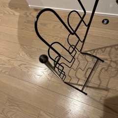 スリッパラック ワイヤースリッパラック ４段 ブラウン ニトリの画像