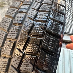 美品　スタッドレス　ダイハツウェイク　ホイール付き　4本の画像