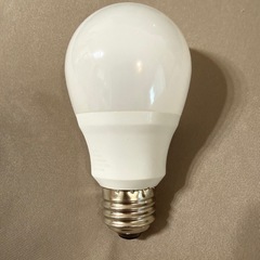 ニトリ LED電球×4個(3年使用済)の画像