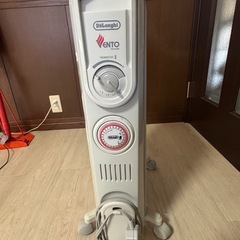 デロンギ オイルヒーター V550807EFSの画像