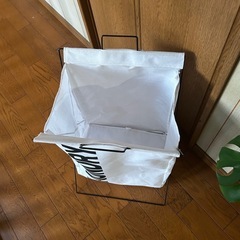 【取り引き中】
折りたたみランドリーバスケットの画像