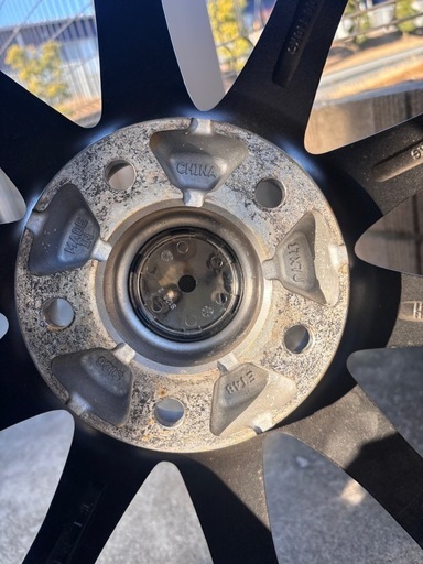当方アルファードで使用  215/60R17スタッドレスタイヤ