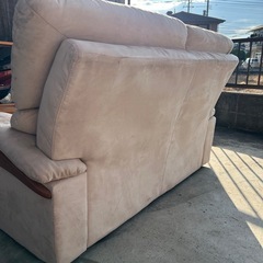 貰ってください 
3人がけソファの画像
