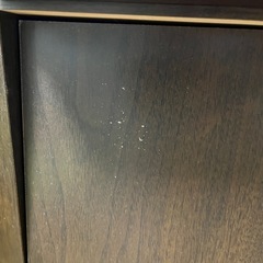 フラップ扉付き収納チェストの画像