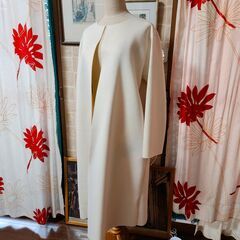 ◇オフホワイトの柔らか美のロングコート、いかがでしょうか？の画像