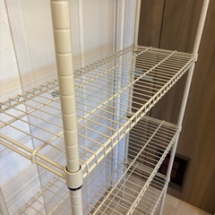 スチールラックの画像