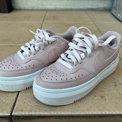 ⭐️美品⭐️NIKEシューズ⭐️23.5cm⭐️の画像