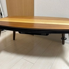 こたつテーブルの画像