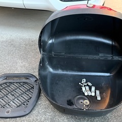 バイク　大型 リアボックス48リットルの画像