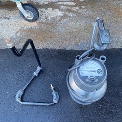 ヤマダ　エアキャリー　ATC-99L タイヤ空気入れ　の画像