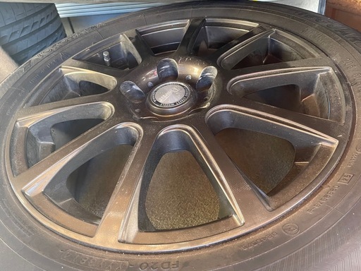 スタッドレスタイヤ4本205/60R15