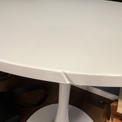 ホワイト円形ダイニングテーブル　白　テーブル　60㌢　ウエディング　パーティーの画像