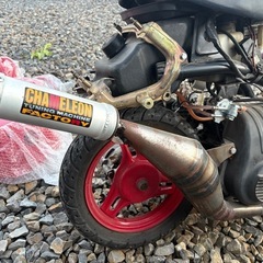 ジョグ27v ペリカン　CHAMELEONマフラー付きの画像