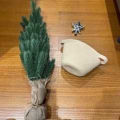 クリスマスツリーの画像