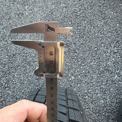 13インチスタッドレスタイヤホイール付き　145/80R13の画像