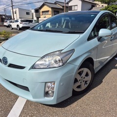トヨタプリウス30の画像