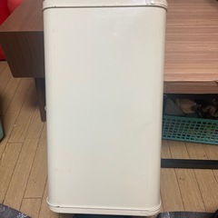 ブレッドケースの画像