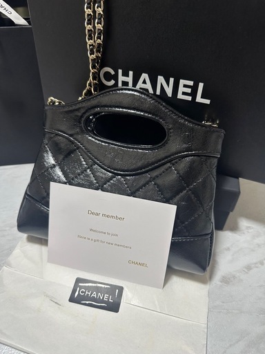 12/31 sold out【新品】最終価格CHANEL ブラック キルティング ショルダーバッグ